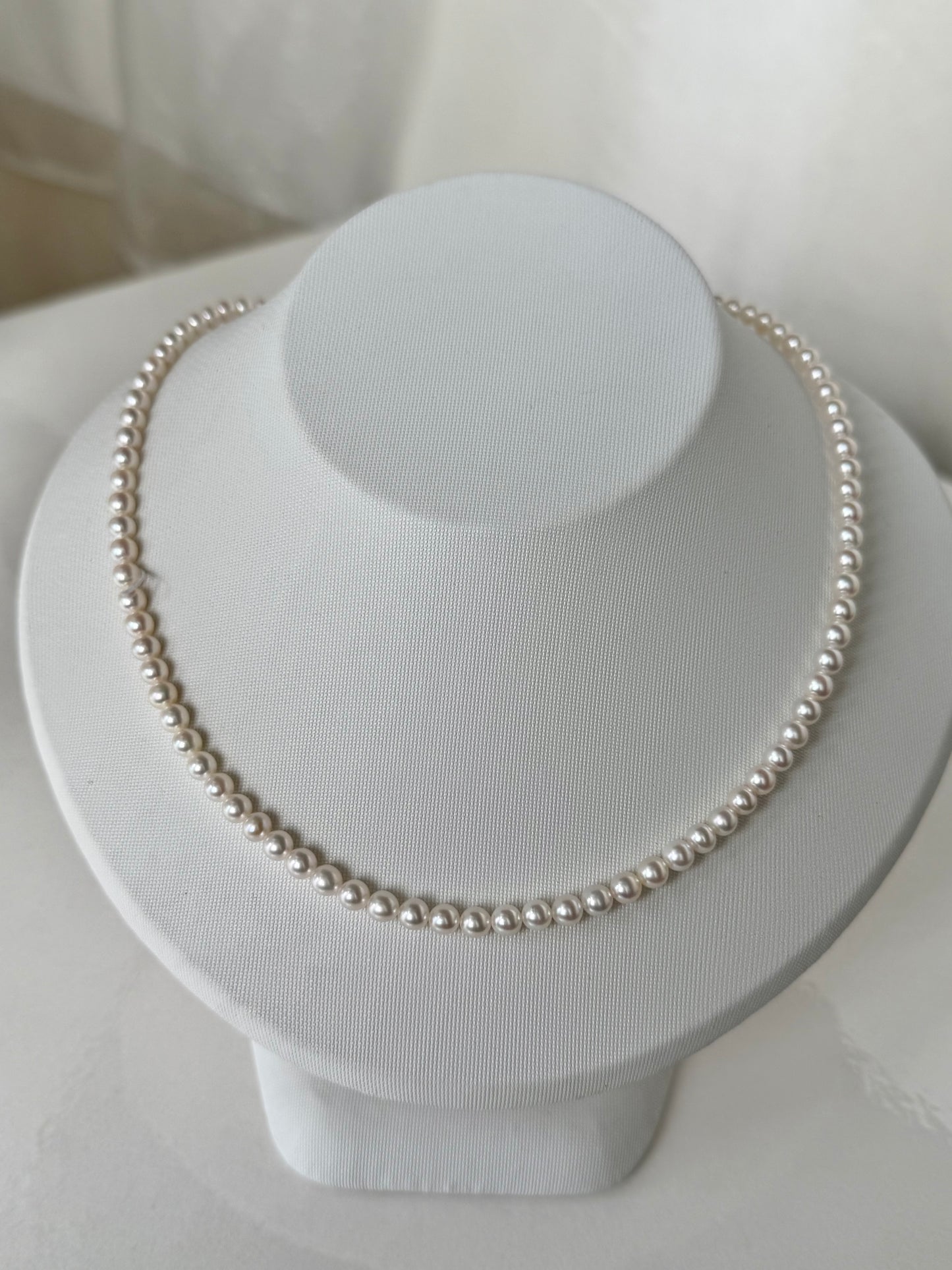 库存有限 | 镜面光泽 4.5毫米半圆形阿古屋珍珠项链串