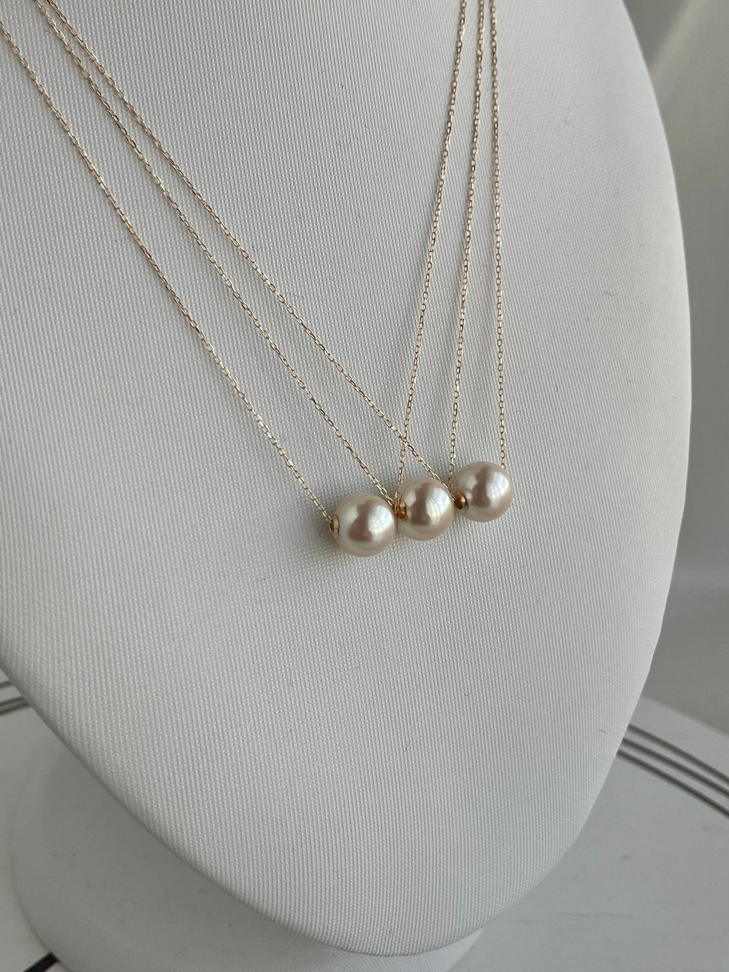 Rare Size Cream Golden 9mm Akoya Pearl Floating Pendant Necklace 18K Yellow Gold - KOKOPEARLJEWELRY - 1