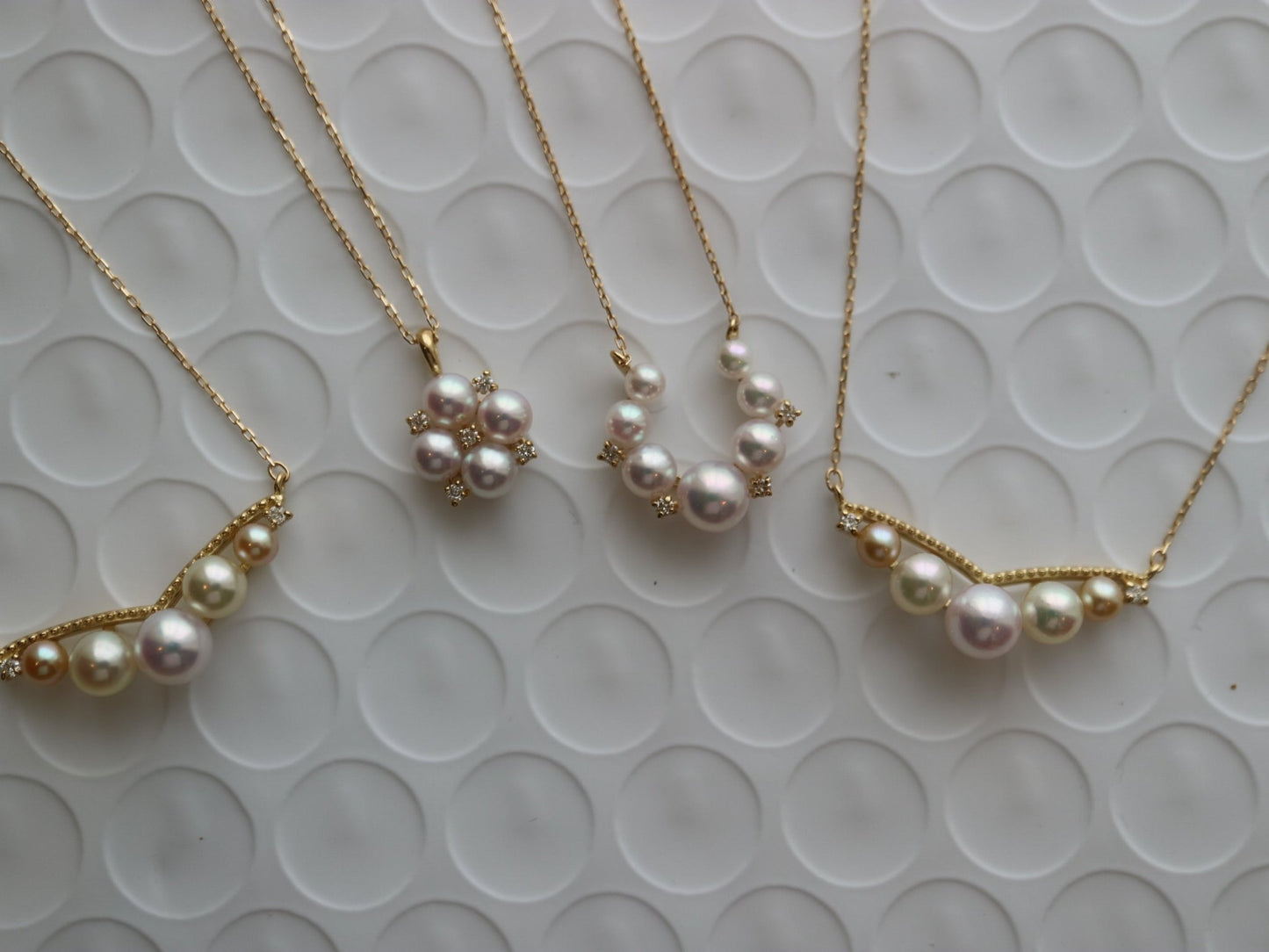 Gradient Sized Baby Akoya Pearl Diamond Horseshoe Shaped Pendant Necklace 18K Gold - KOKOPEARLJEWELRY - 7
