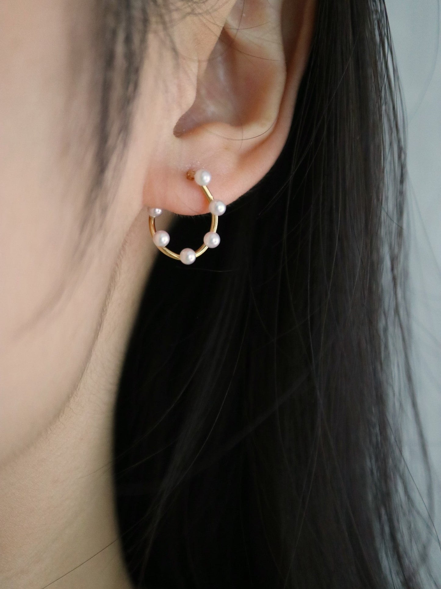 Rare Size 2.5mm Akoya Pearl Curved Hoop Earrings 18K Yellow Gold - KOKOPEARLJEWELRY - 2