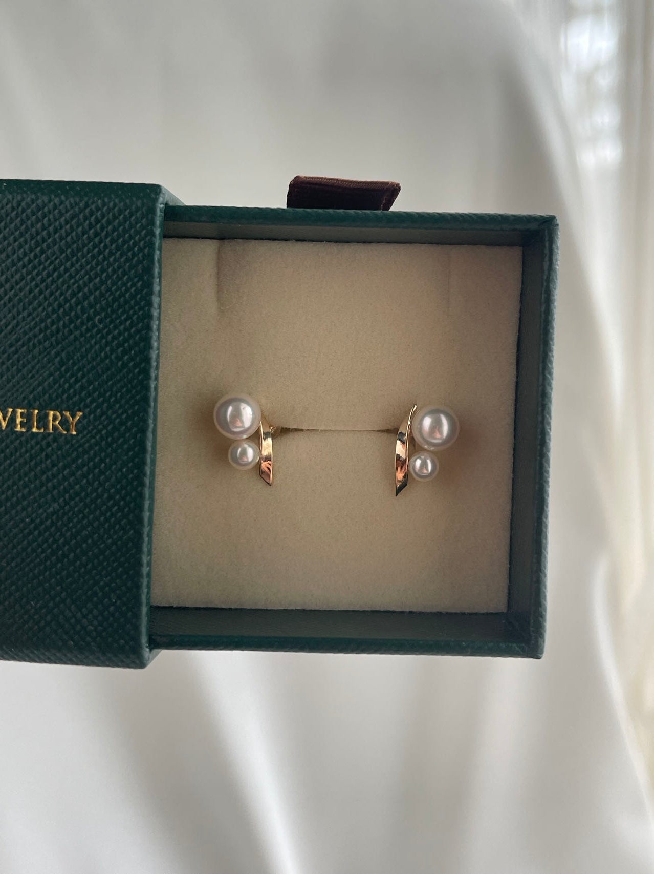 4+6.5mm Two Akoya Pearl Bar Stud Earrings 10K / 18K Yellow Gold - KOKOPEARLJEWELRY - 5