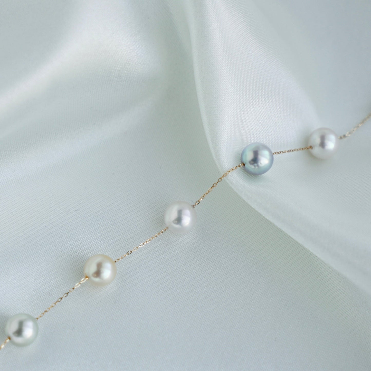 Rainbow Color 7.5mm Akoya Pearl Station Bracelet 18K Gold - KOKOPEARLJEWELRY - 7
