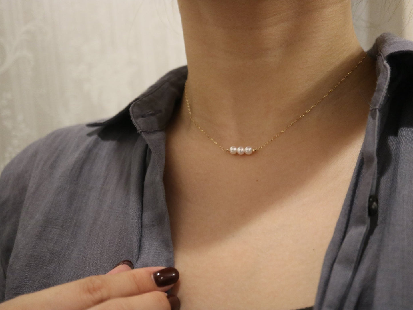 4.5mm Akoya Pearl Three Pearl Bar Pendant Necklace 10K Yellow Gold - KOKOPEARLJEWELRY - 2