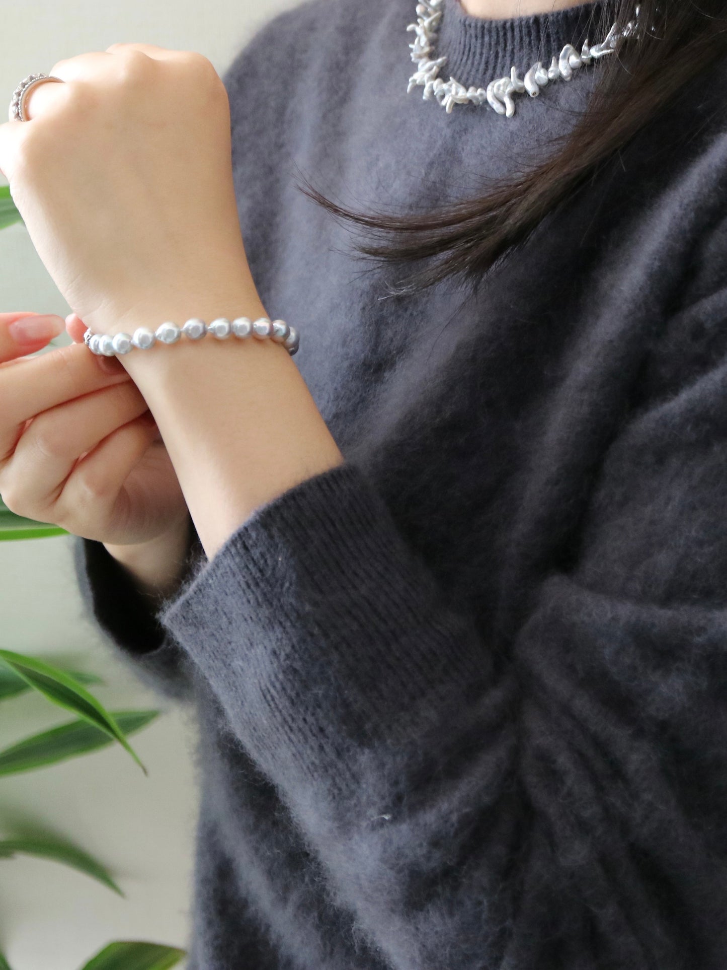 6.5mm Baroque Shaped Natural Silver Blue Akoya Pearl Beaded Bracelet