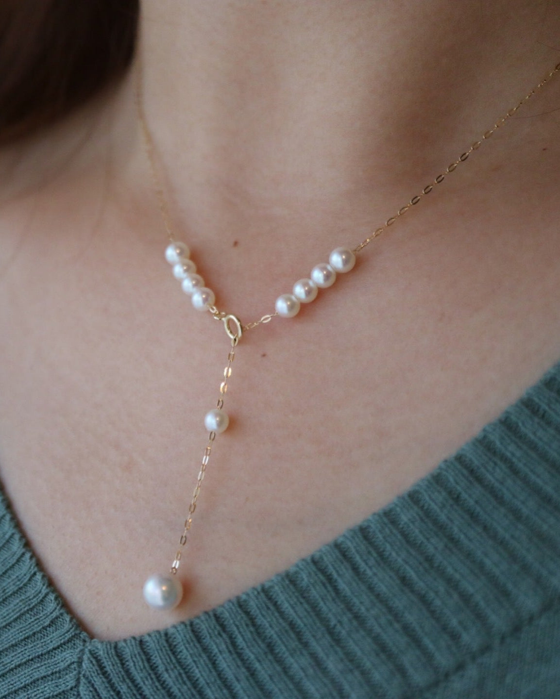 Model Wearing 18K Gold Akoya Pearl Station Necklace 4