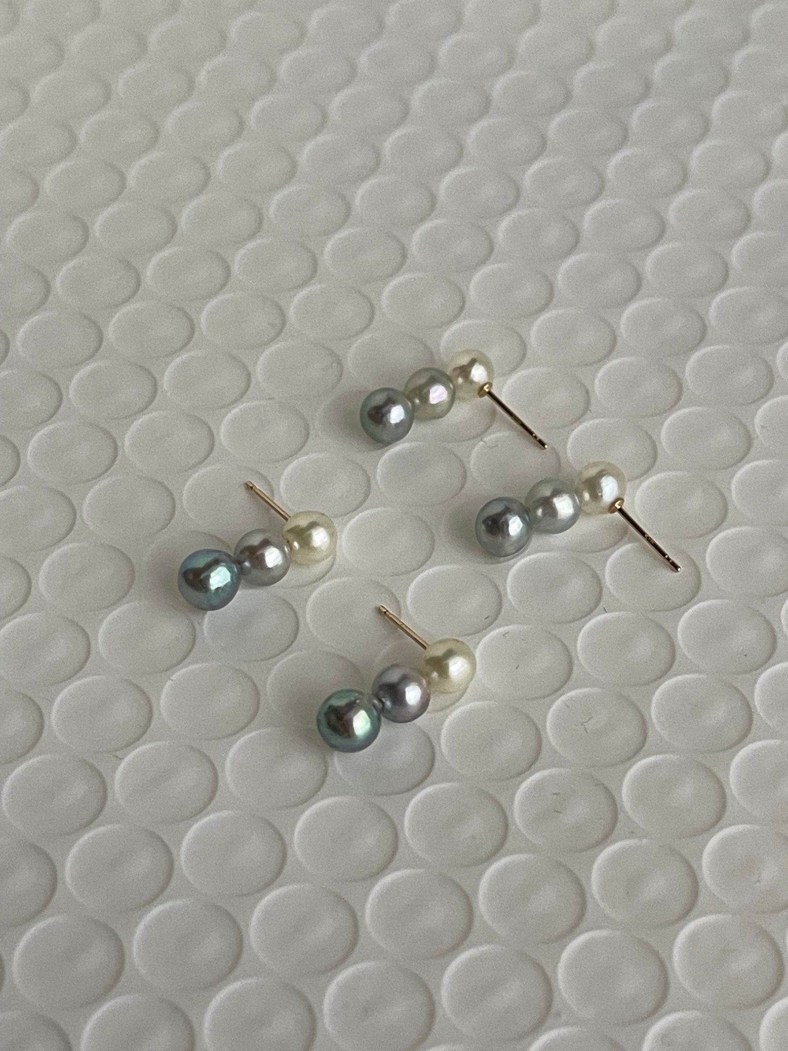 Natural Silver Blue 5mm Akoya Pearl Bar Earrings 18K Yellow Gold - KOKOPEARLJEWELRY - 9