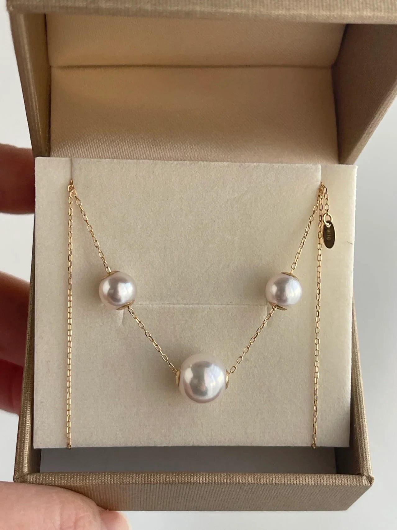 이동식 5+7mm 세 개의 아코야 진주 펜던트 목걸이 18K 옐로우 골드