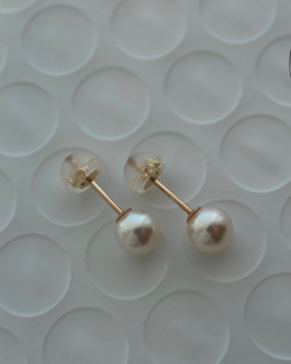 5mm 5.5mm Akoya Pearl Stud Earrings 18K Yellow Gold - KOKOPEARLJEWELRY - 7