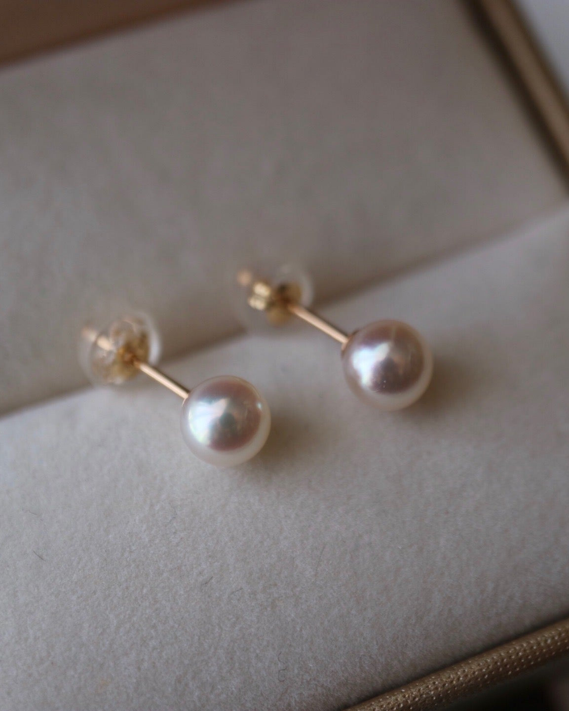 5mm 5.5mm Akoya Pearl Stud Earrings 18K Yellow Gold - KOKOPEARLJEWELRY - 3