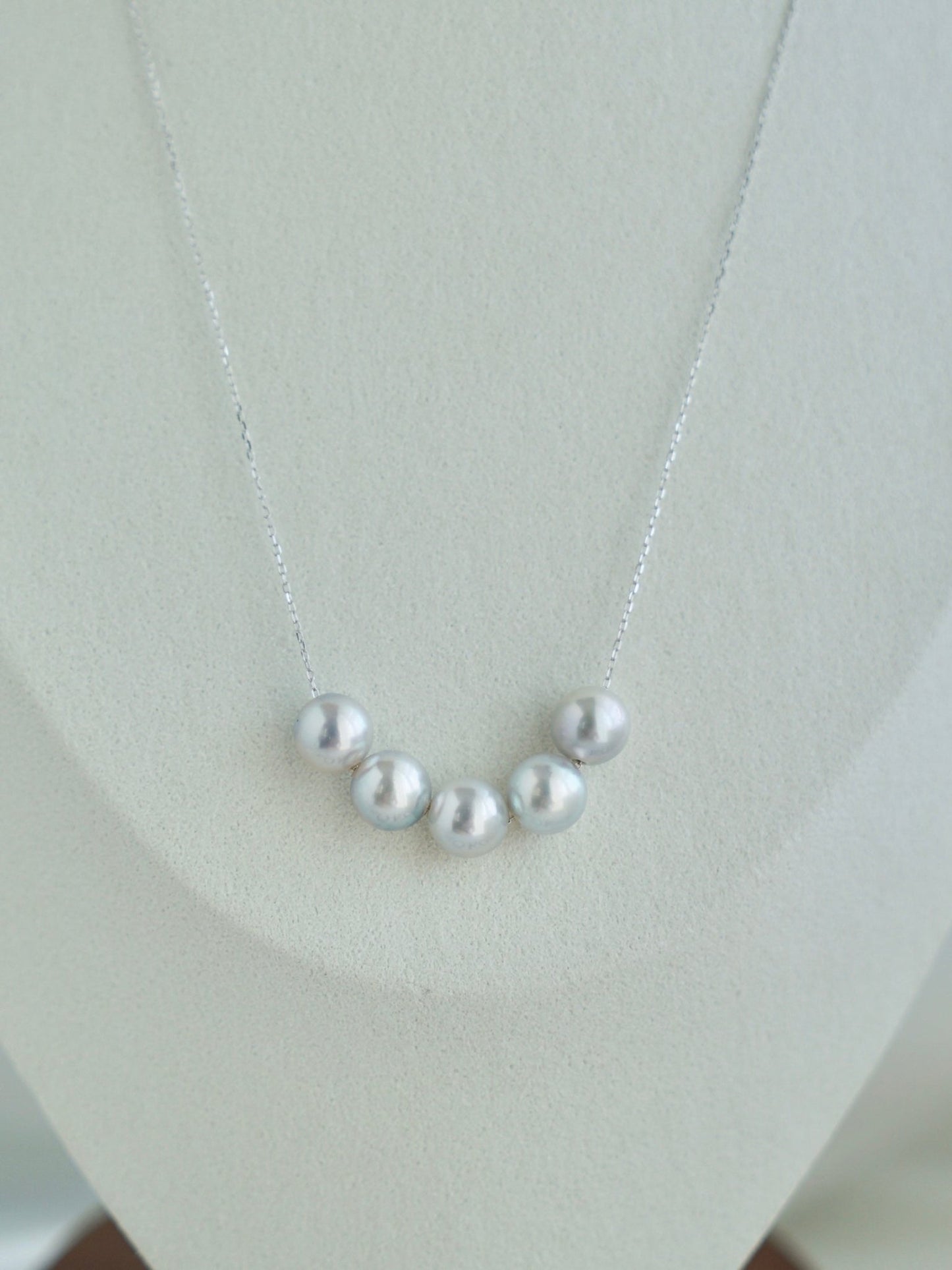 Movable 7.5mm Natural Silver Gray Akoya Pearl All in One Station Necklace 18K White Gold - KOKOPEARLJEWELRY - 8