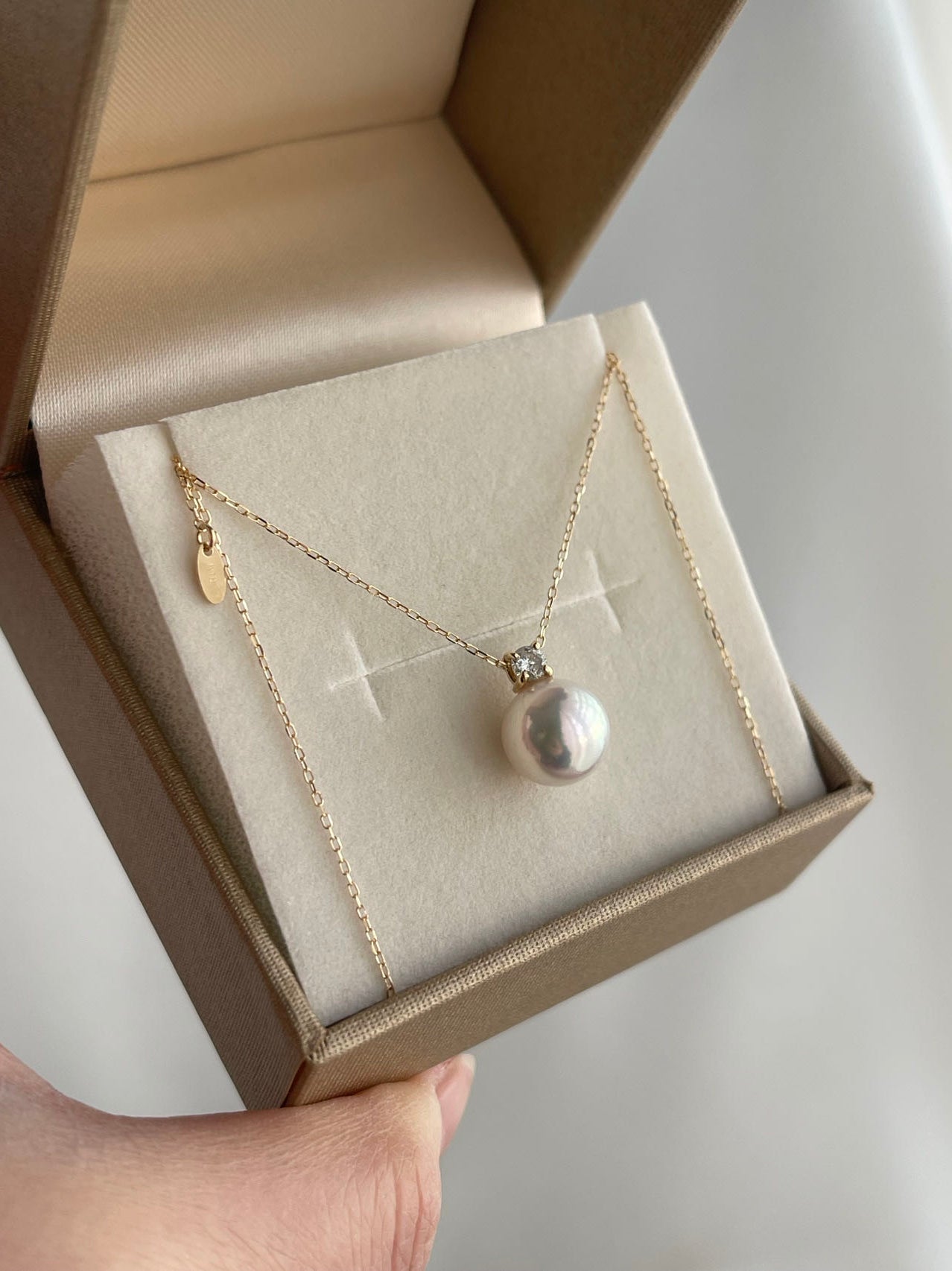 Mirror Like Lustre 8.5mm Akoya Pearl Diamond Pendant Necklace 18K Yellow Gold - KOKOPEARLJEWELRY - 6