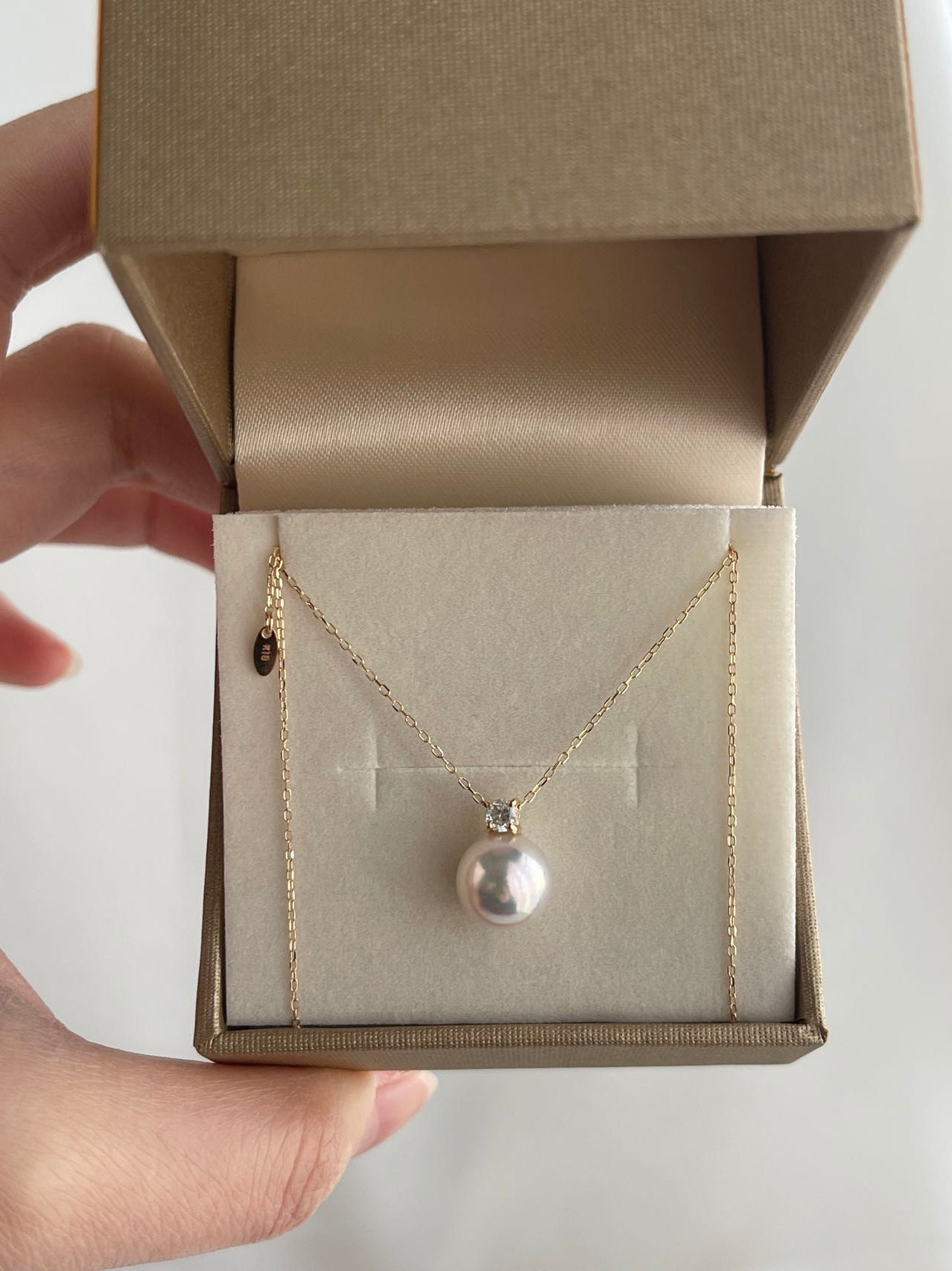 Mirror Like Lustre 8.5mm Akoya Pearl Diamond Pendant Necklace 18K Yellow Gold - KOKOPEARLJEWELRY - 7