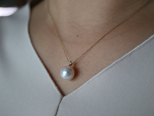 Rare Size 9mm Akoya Pearl 0.03ct Diamond Pendant Necklace 18K Yellow Gold - KOKOPEARLJEWELRY - 1