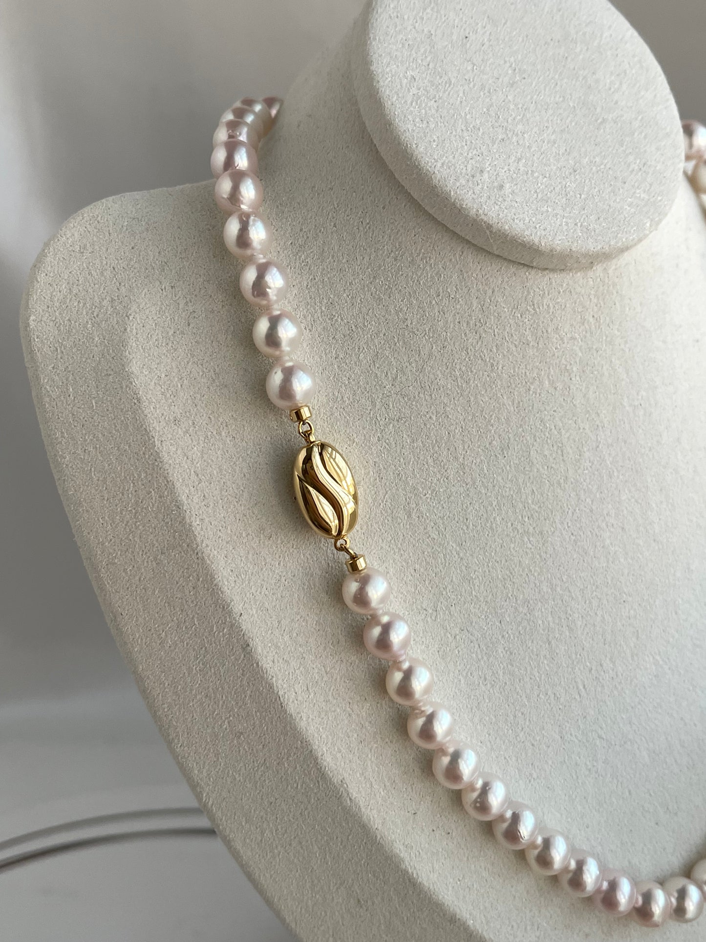 Pinkish White 7.5mm Akoya Pearl Strand Necklace
