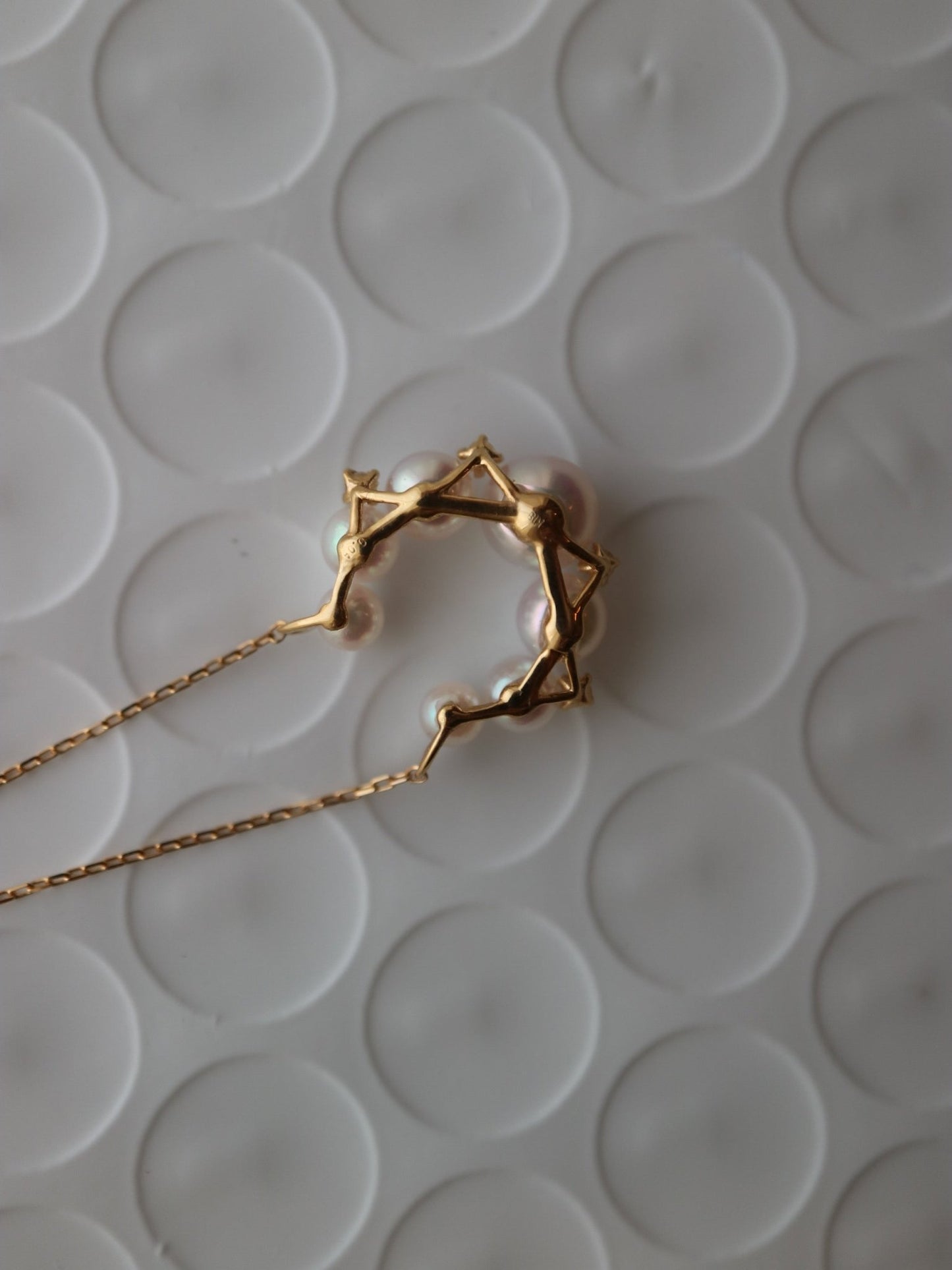 Gradient Sized Baby Akoya Pearl Diamond Horseshoe Shaped Pendant Necklace 18K Gold - KOKOPEARLJEWELRY - 5