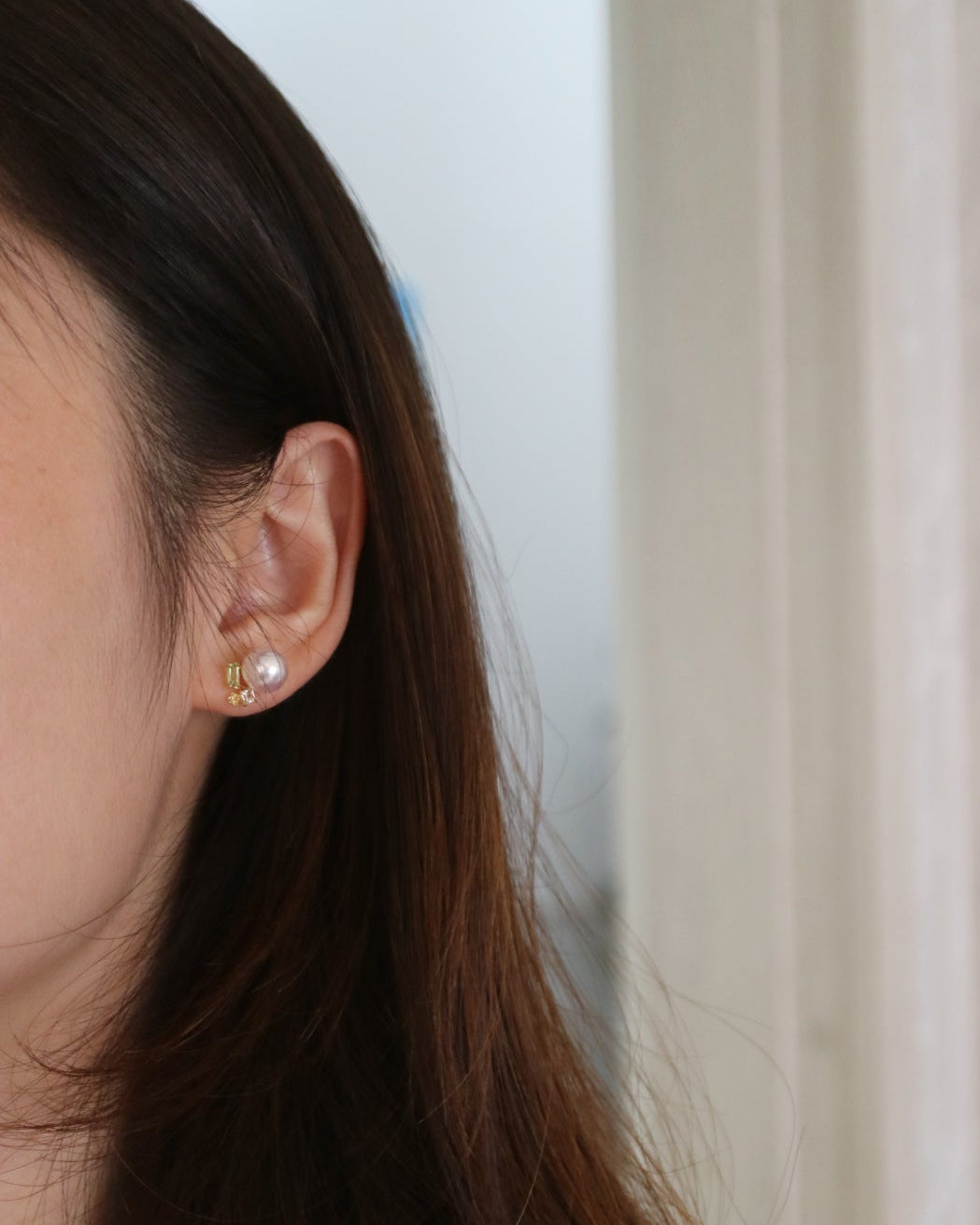 Mixed Color Topaz 7.5mm Akoya Pearl Stud Earrings 18K Yellow Gold - KOKOPEARLJEWELRY - 3