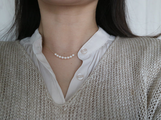 Japanese Akoya Floating Pearl Necklace 4.5mm Cream-Golden Tone, 10K Yellow Gold