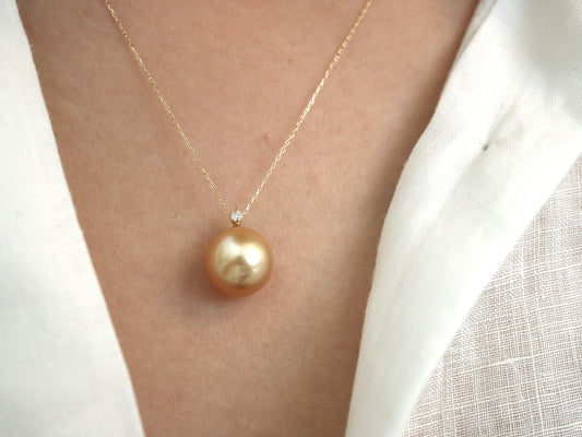 11mm Golden South Sea Pearl Diamond Pendant Necklace 18K Yellow Gold