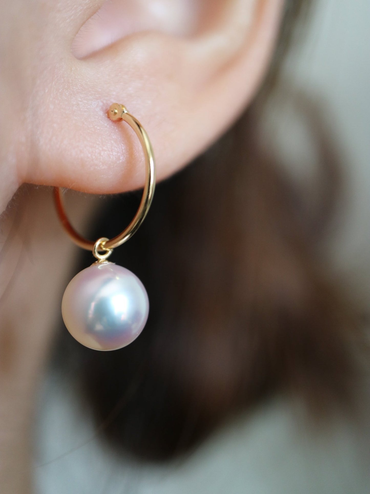 8mm Akoya Pearl Hoop Dangle Earrings 18K Yellow Gold - KOKOPEARLJEWELRY - 2