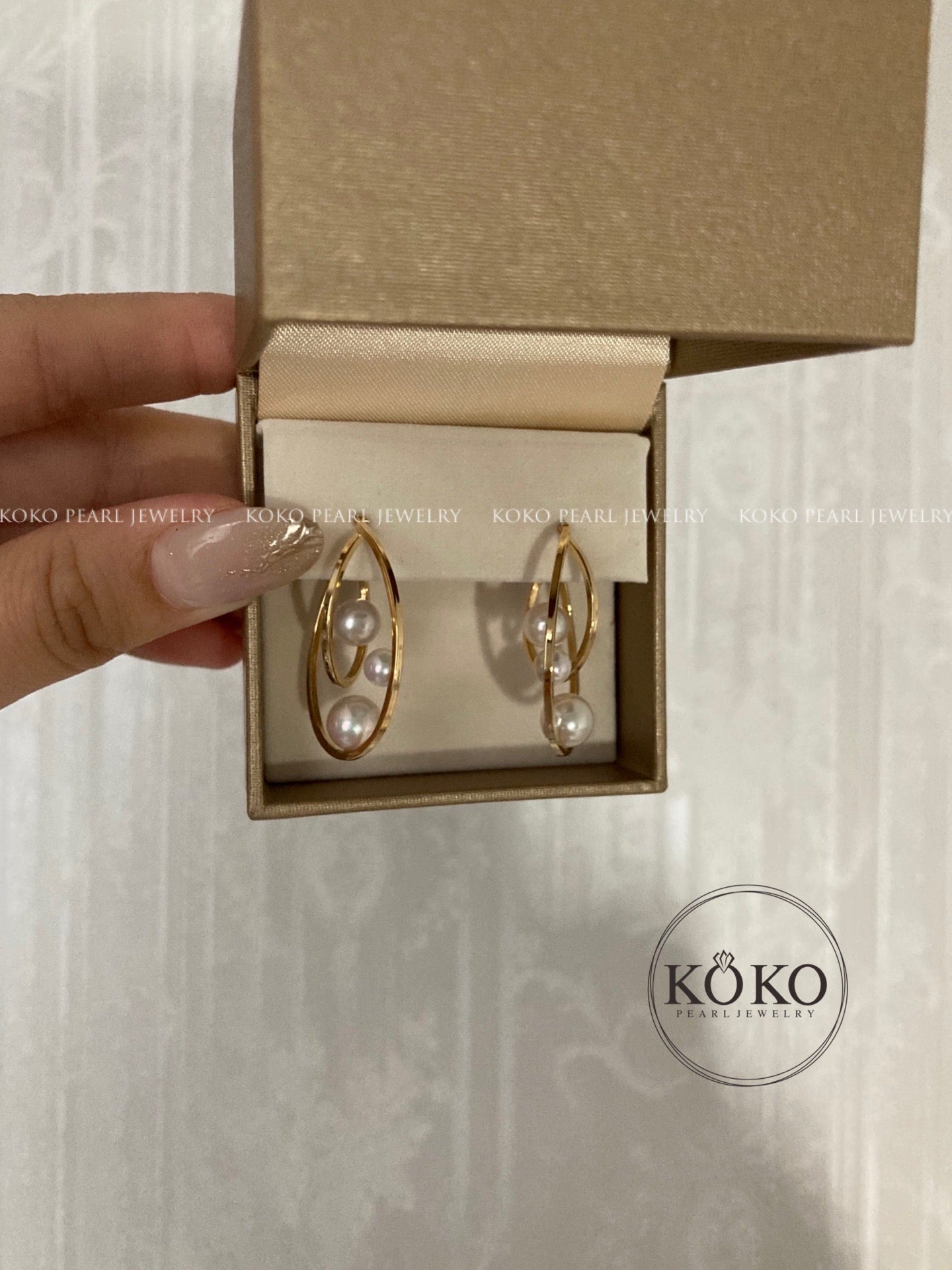 4.5 - 6.5mm Akoya Pearl Little Galaxy Hoop Earrings 18K Yellow Gold - KOKOPEARLJEWELRY - 6