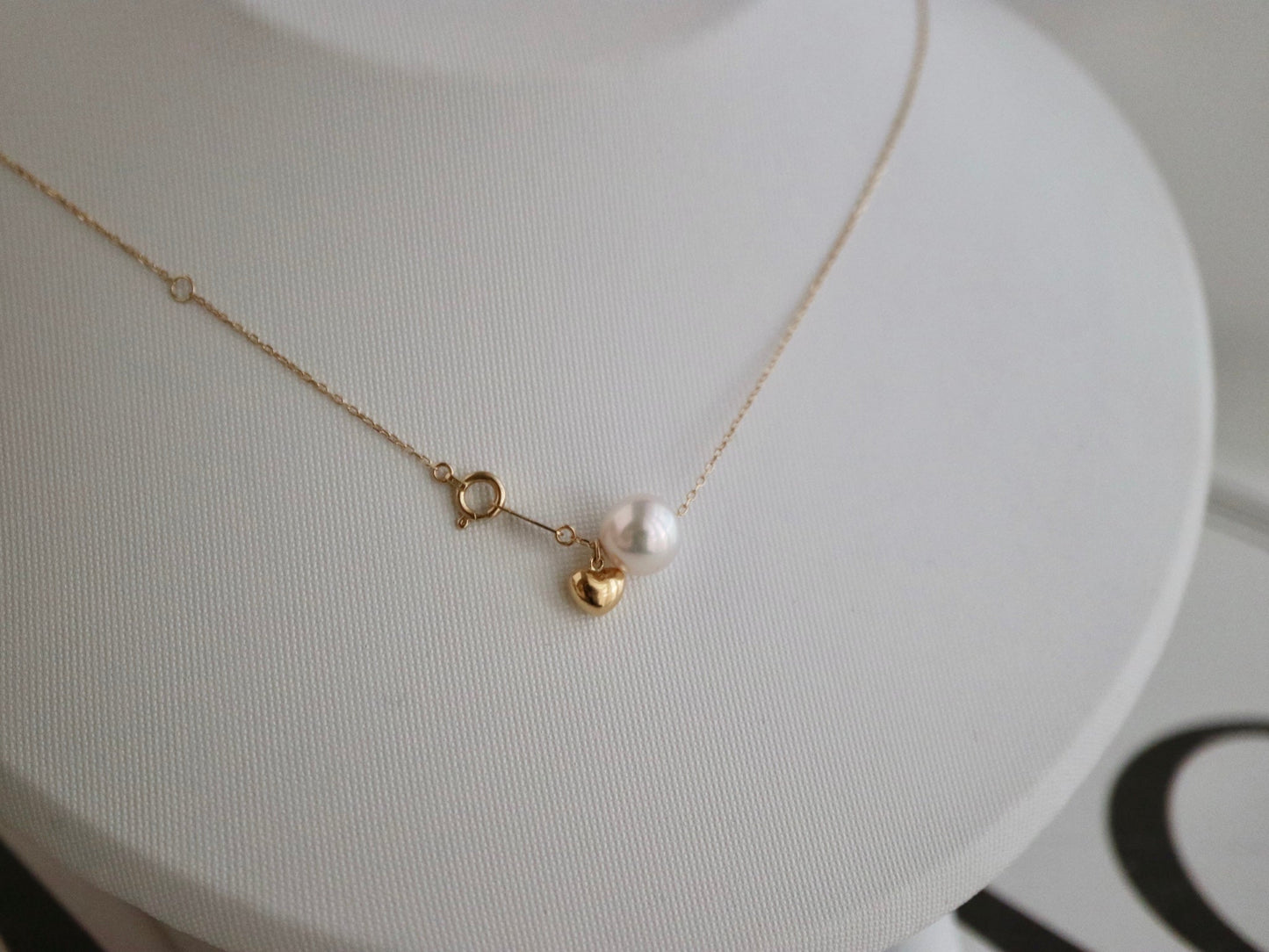 7.5mm Akoya Pearl Little Heart Floating Pendant Necklace 10K Gold - KOKOPEARLJEWELRY - 9