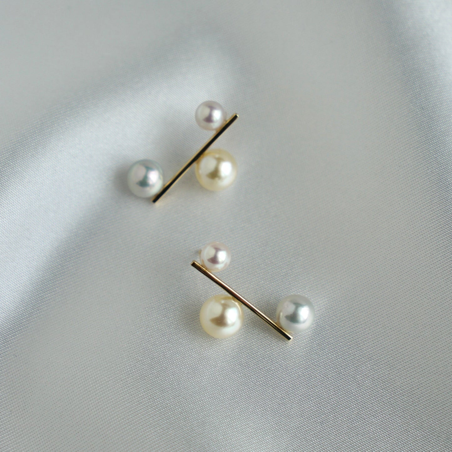 Three Color 4.5 - 7mm Akoya Pearl Bar Stud Earrings 18K Yellow Gold - KOKOPEARLJEWELRY - 4