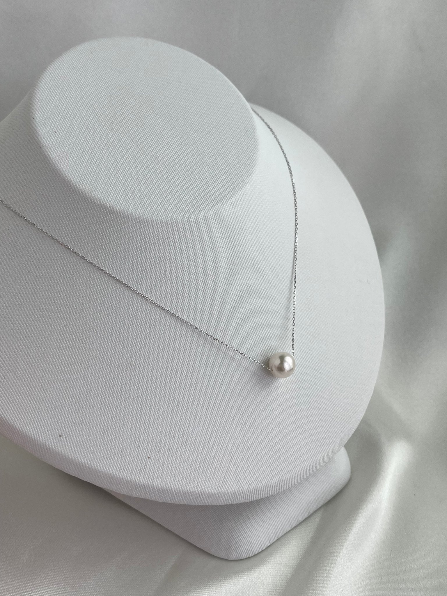 8.5 - 9mm Akoya Pearl Floating Pendant Necklace – 10K White Gold Chain - KOKOPEARLJEWELRY - 5