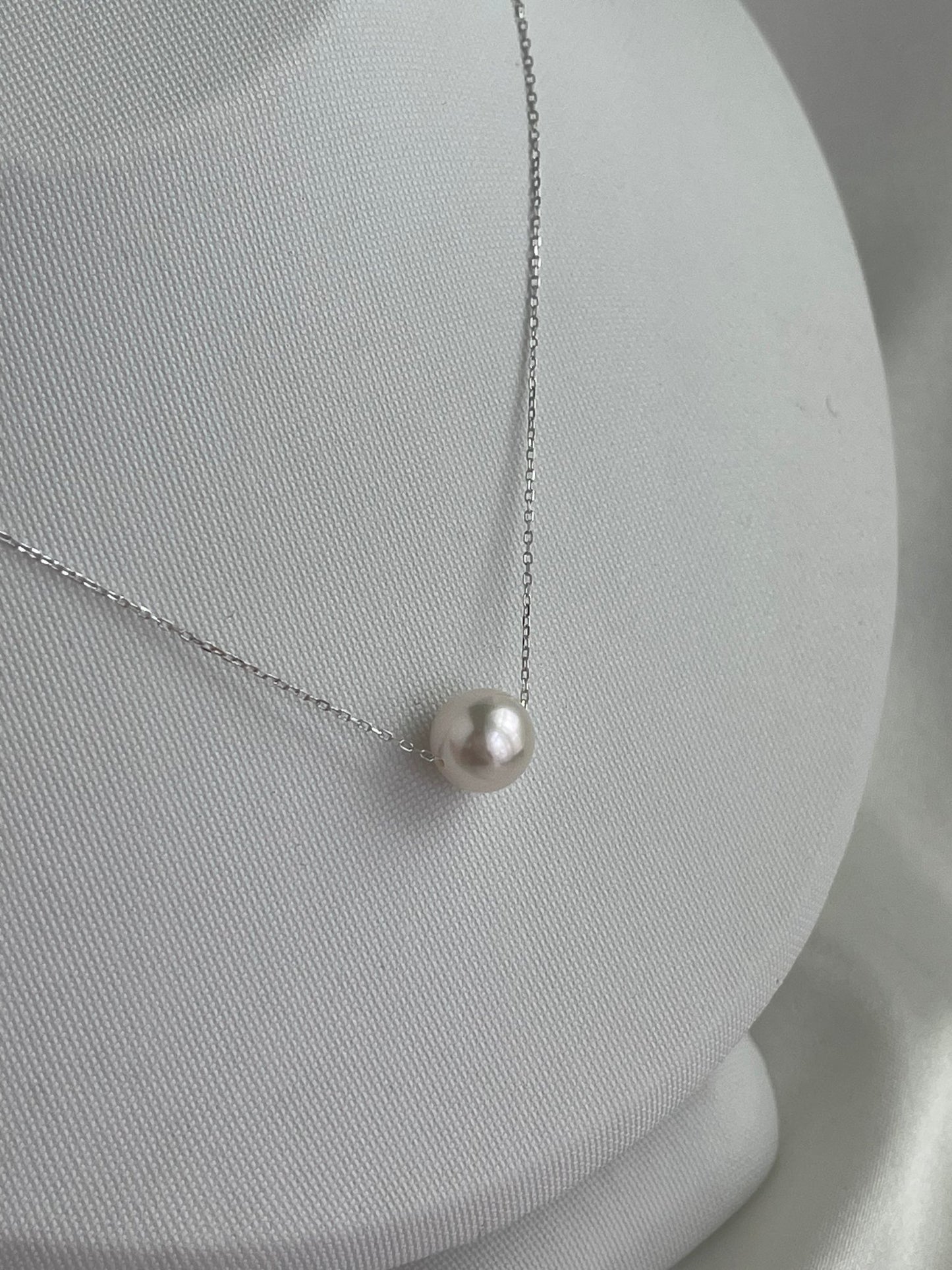 8.5 - 9mm Akoya Pearl Floating Pendant Necklace – 10K White Gold Chain - KOKOPEARLJEWELRY - 6