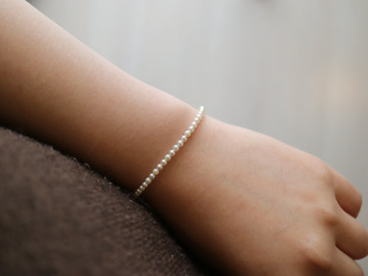 Rare 2.5mm Akoya Pearl Beaded Bracelet in 18K Yellow Gold