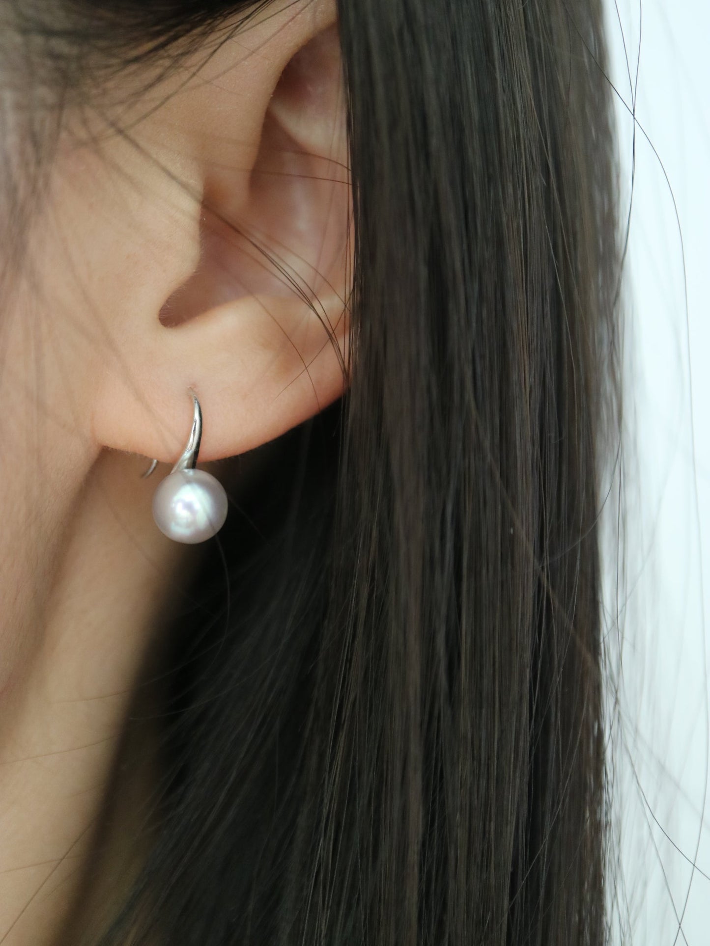 7mm Natural Silver Gray Akoya Pearl Drop Hook Earrings 18K White Gold - KOKOPEARLJEWELRY - 1
