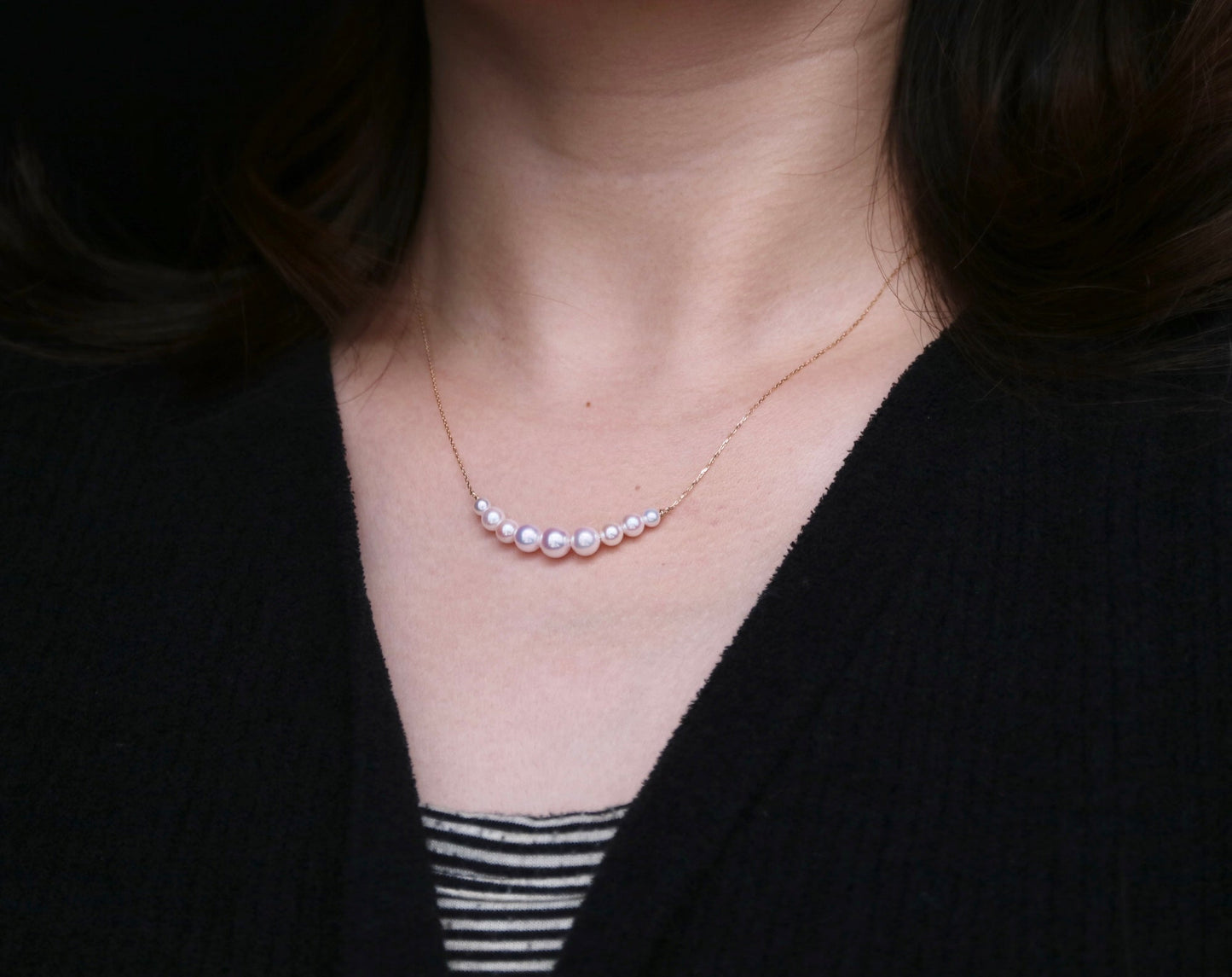 3.5 - 6mm Gradient Sized Akoya Pearl Smile Pendant Necklace 18K Yellow Gold - KOKOPEARLJEWELRY - 1
