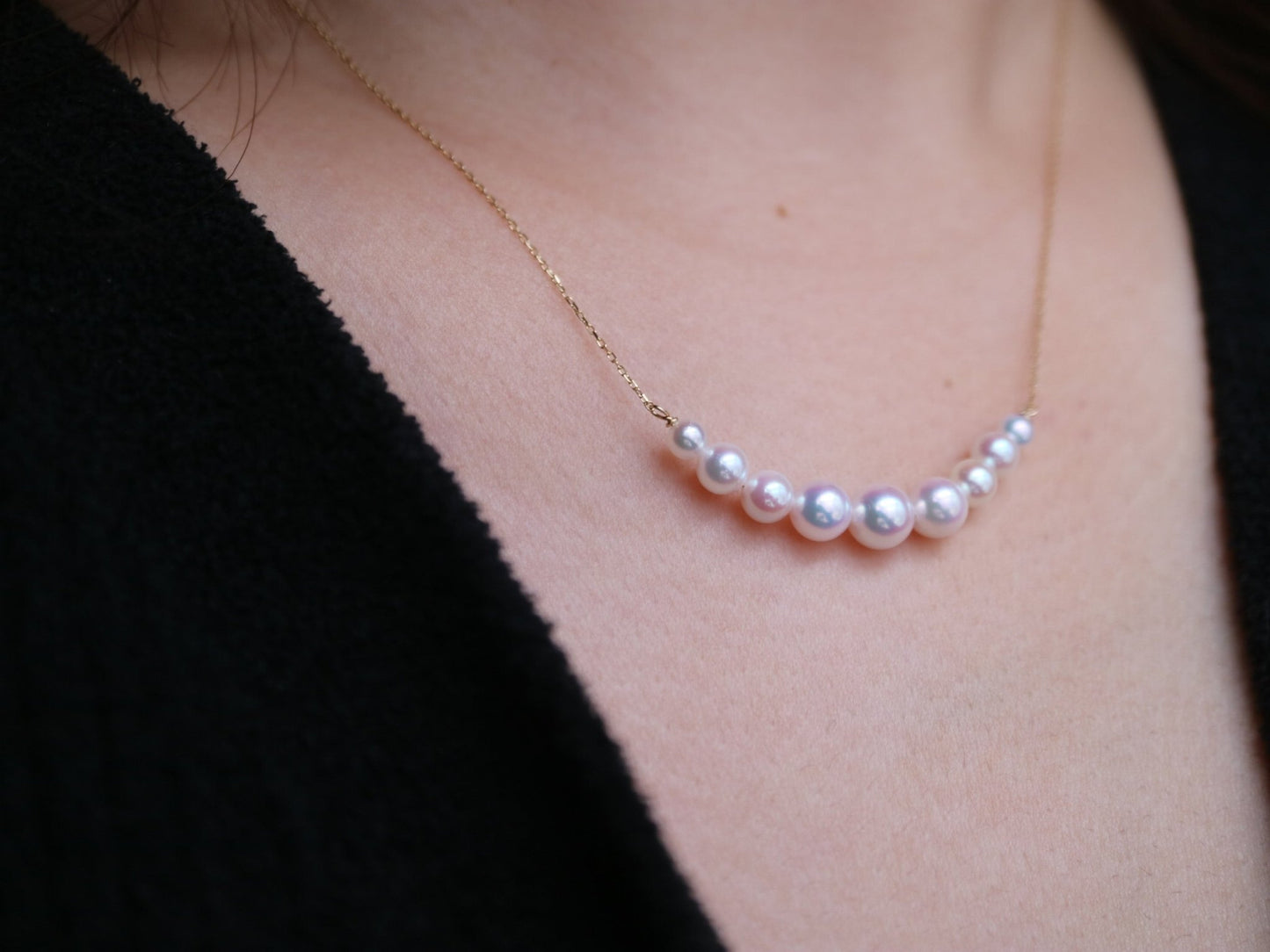 3.5 - 6mm Gradient Sized Akoya Pearl Smile Pendant Necklace 18K Yellow Gold - KOKOPEARLJEWELRY - 2