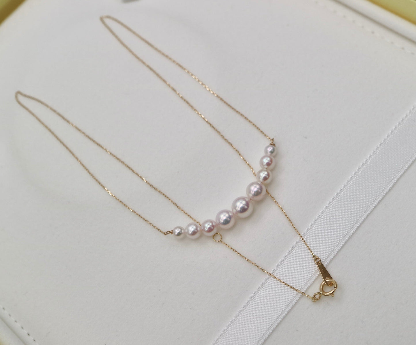 3.5 - 6mm Gradient Sized Akoya Pearl Smile Pendant Necklace 18K Yellow Gold - KOKOPEARLJEWELRY - 7