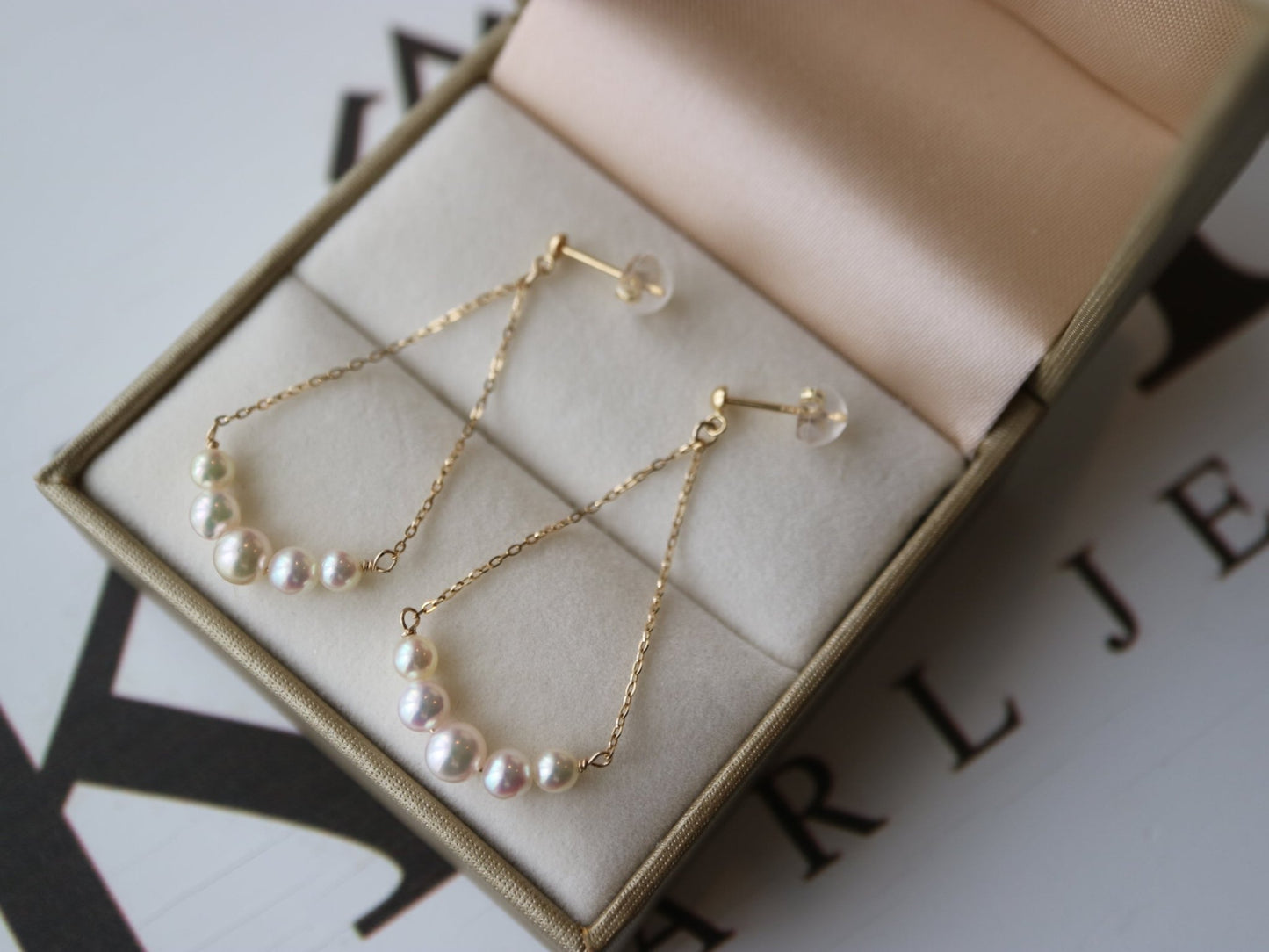 Clip Earrings Available丨2.5 - 4.5mm Akoya Pearl Smile Dangle Earrings 18K Yellow Gold - KOKOPEARLJEWELRY - 5