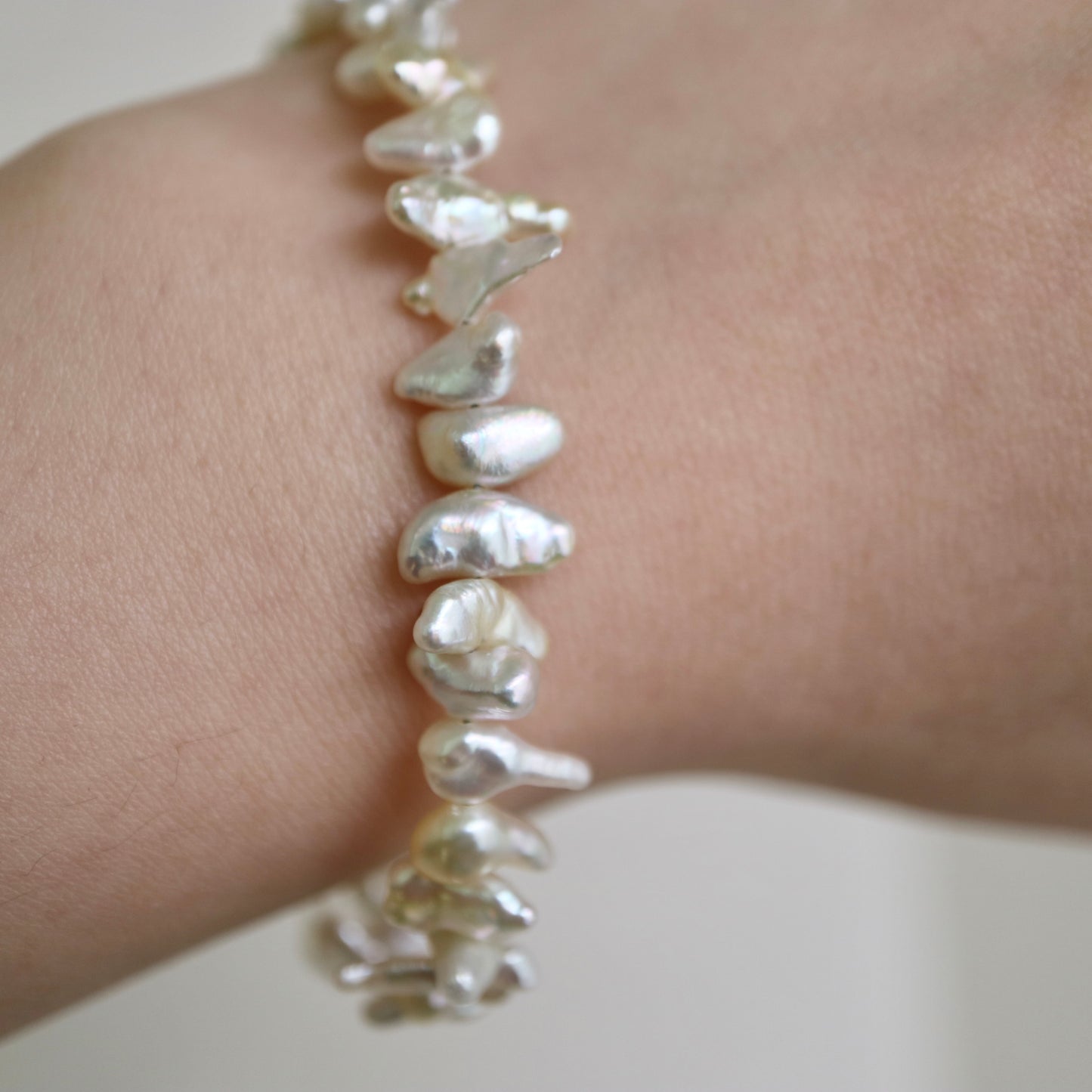 4+mm Champagne Tone Akoya Keshi Pearl Beaded Bracelet 18KYG