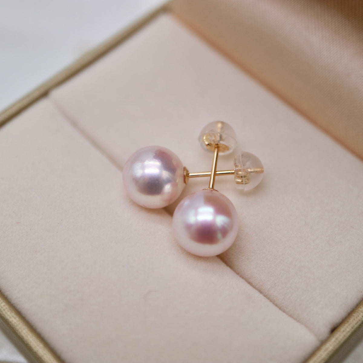 Pierced/Clip-On Type | Sakura Pink 8.5mm Akoya Pearl Stud Earrings K18YG SV