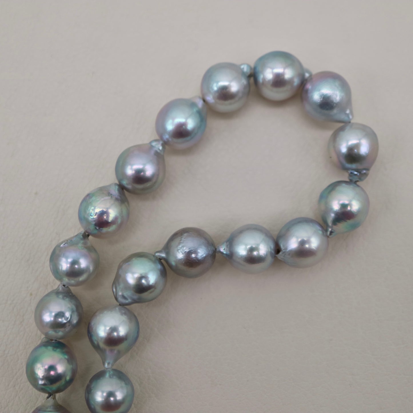 6.5mm Baroque Shaped Natural Silver Blue Akoya Pearl Beaded Bracelet