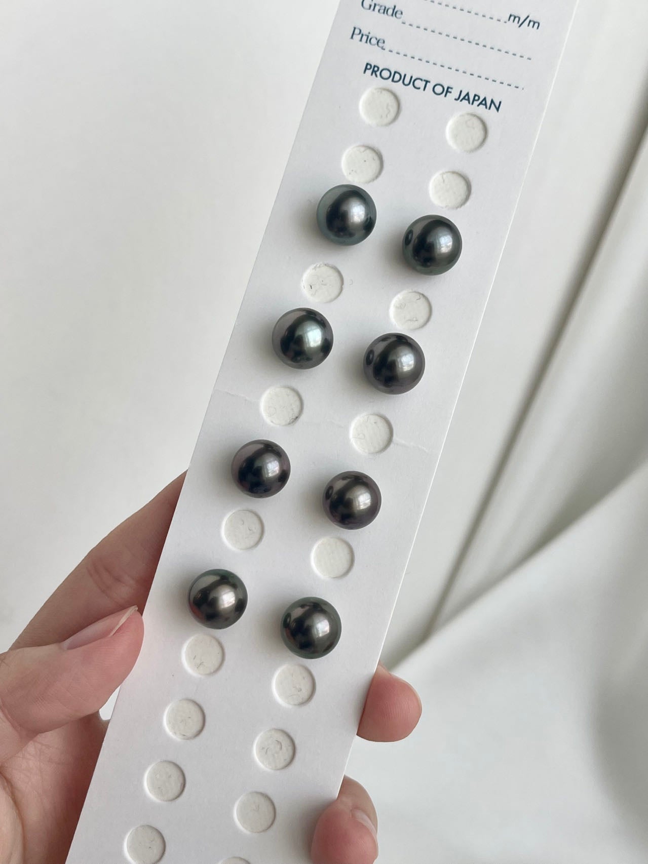 Pierced/Clip-On Type | 10mm Tahitian Pearl Stud Earrings K18YG SV