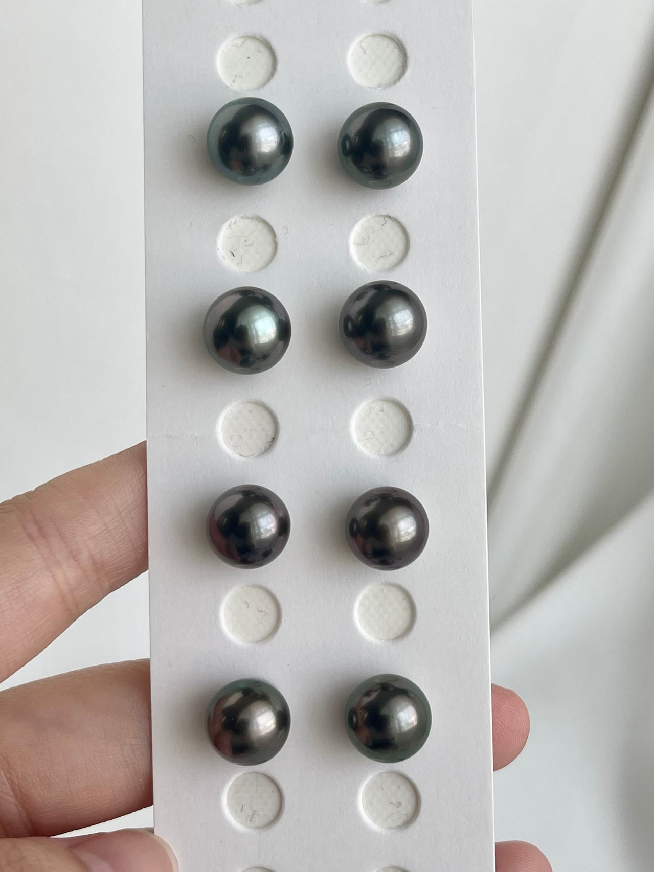 Pierced/Clip-On Type | 10mm Tahitian Pearl Stud Earrings K18YG SV