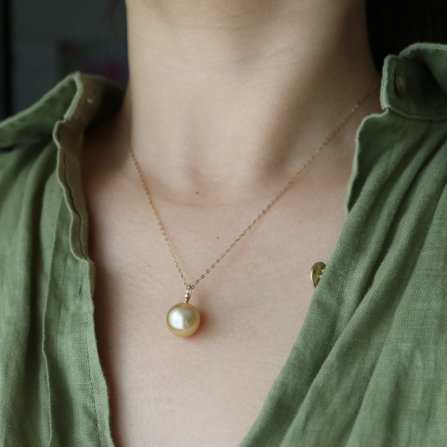 11 mm Golden South Sea Pearl Diamond Pendant Necklace – 18K White Gold