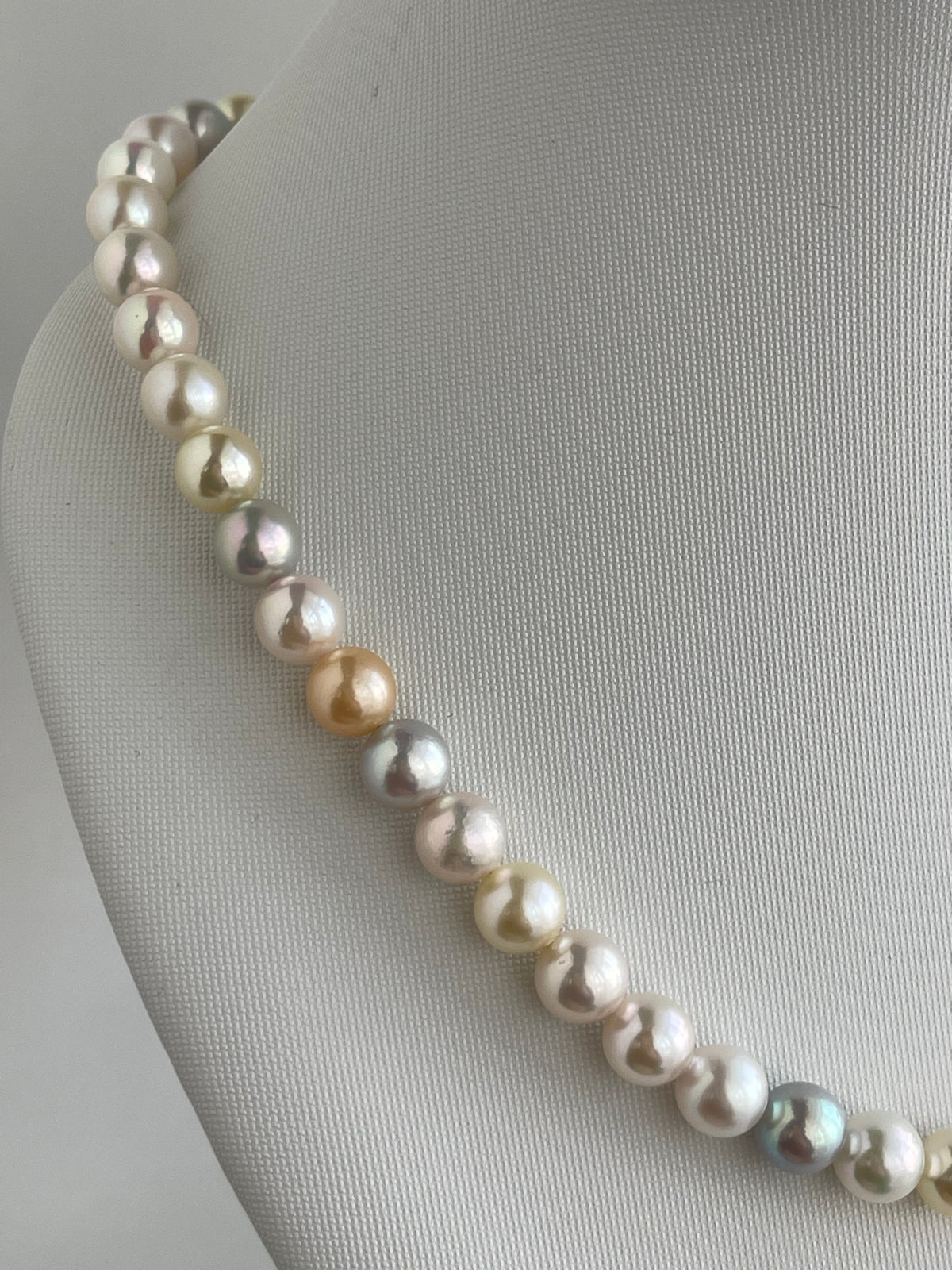 Rainbow Color 7.5mm Akoya Pearl Beaded Strand Necklace