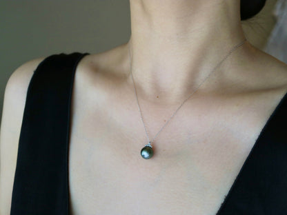 10mm Tahitian Pearl Crown Diamond Pendant Necklace 18K White Gold
