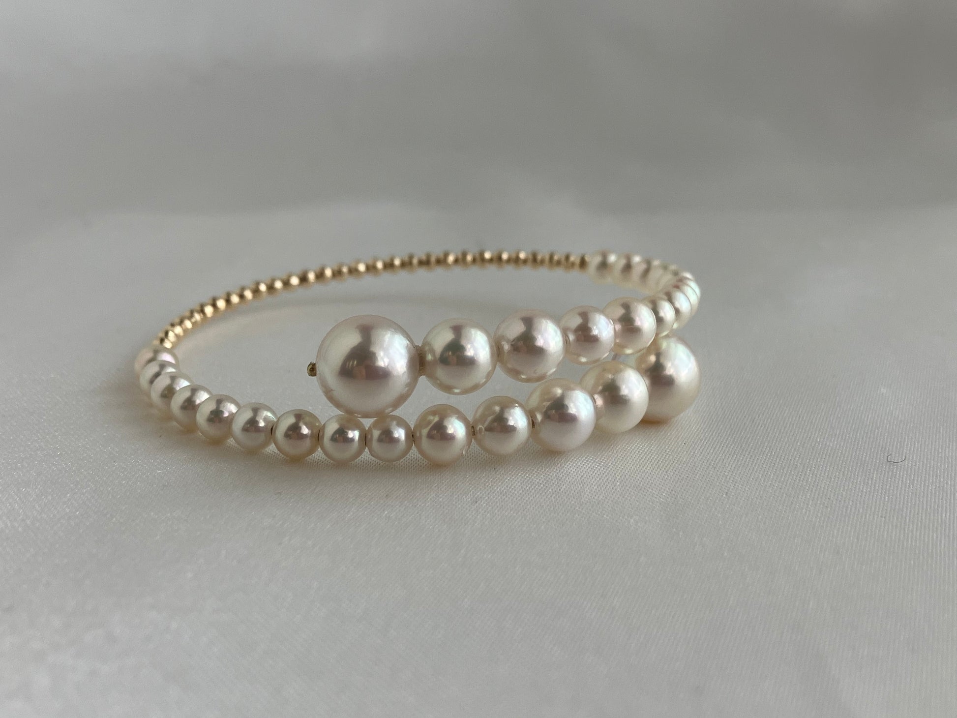 Gradient Size Akoya Pearl 10K/18K Gold Beads Flexible Memory Wire Bangle - KOKOPEARLJEWELRY - 1