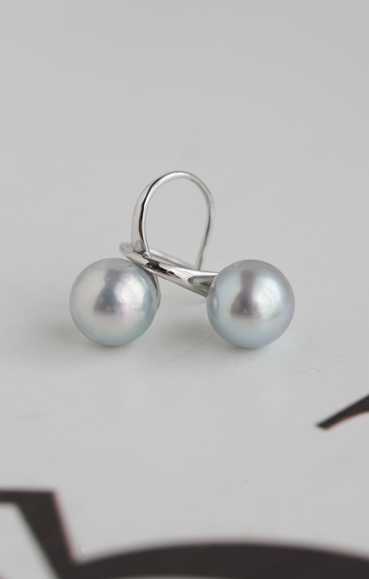 7.0mm Natural Silver Gray Akoya Pearl Drop Hook Earrings 18K White Gold