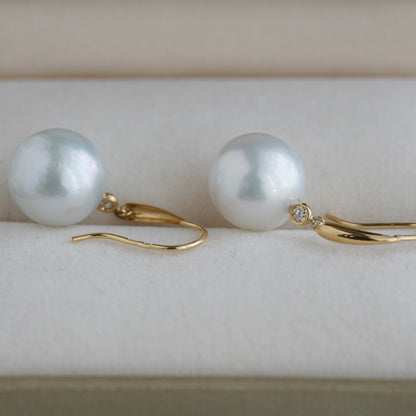 10mm White South Sea Pearl Diamond Hook Earrings K18YG