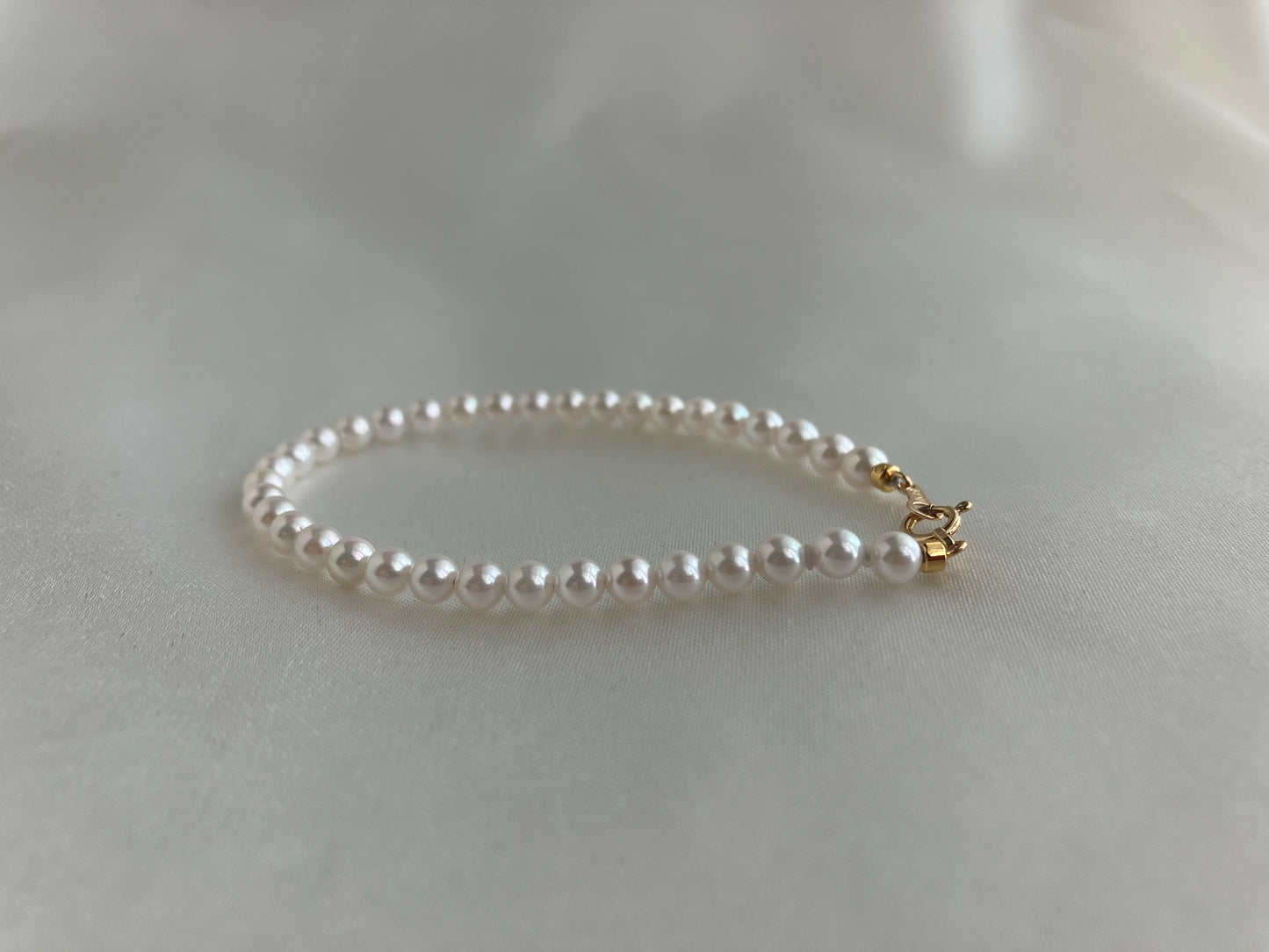 alt
4mm 白色 Akoya 珍珠串珠手鍊 - KOKOPEARLJEWELRY - 4