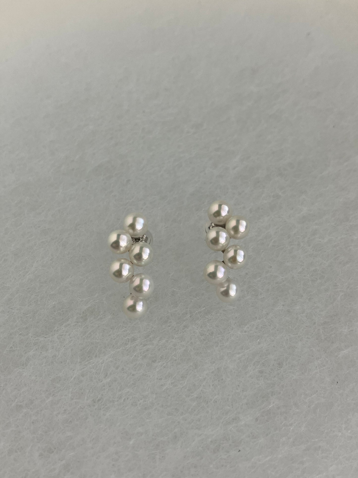 4mm アコヤ真珠 リトルグレープ スタッドピアス pt900 プラチナ