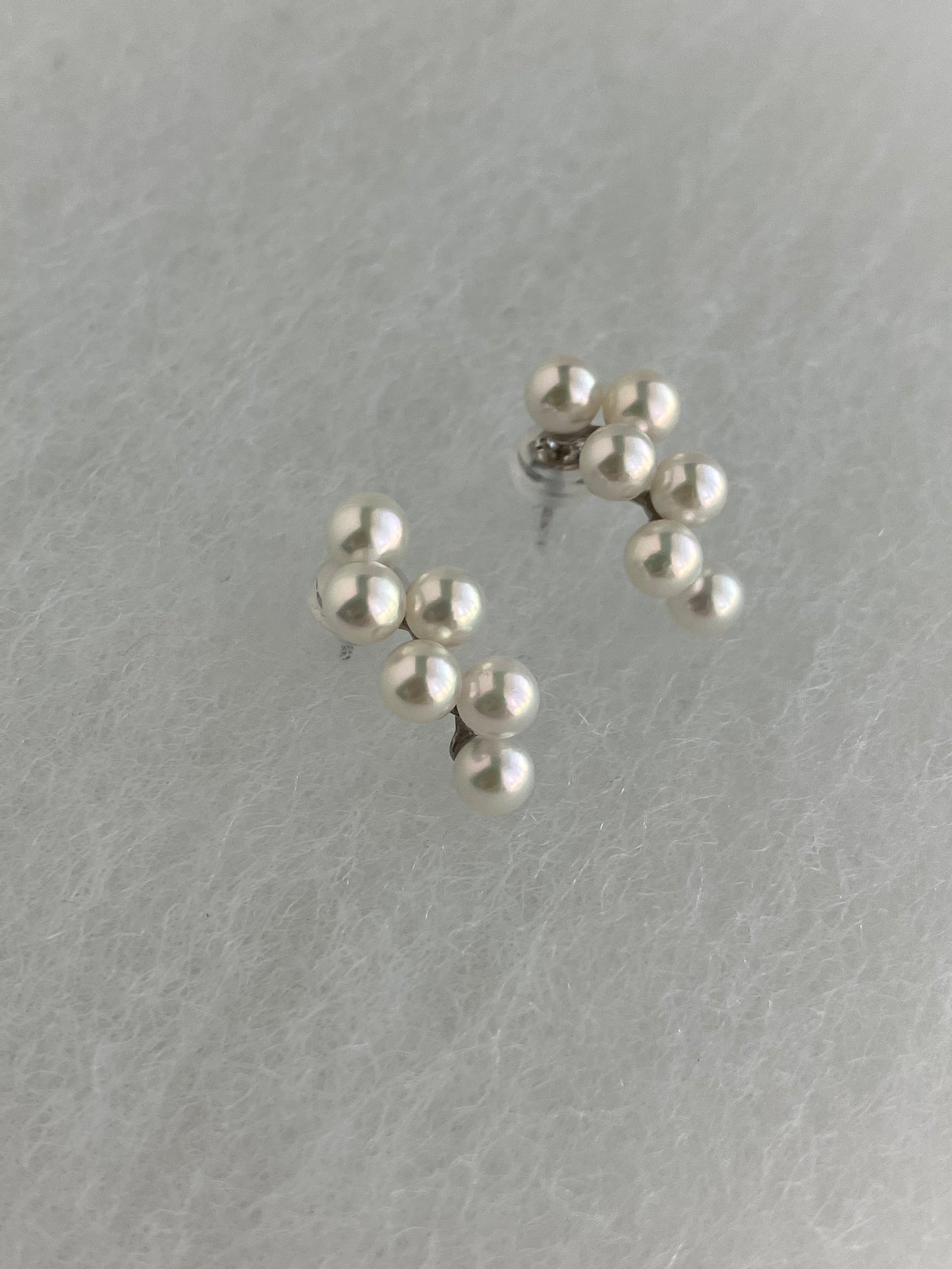 4.0mm Akoya Pearl Little Grapes Stud Earrings pt900 Platinum