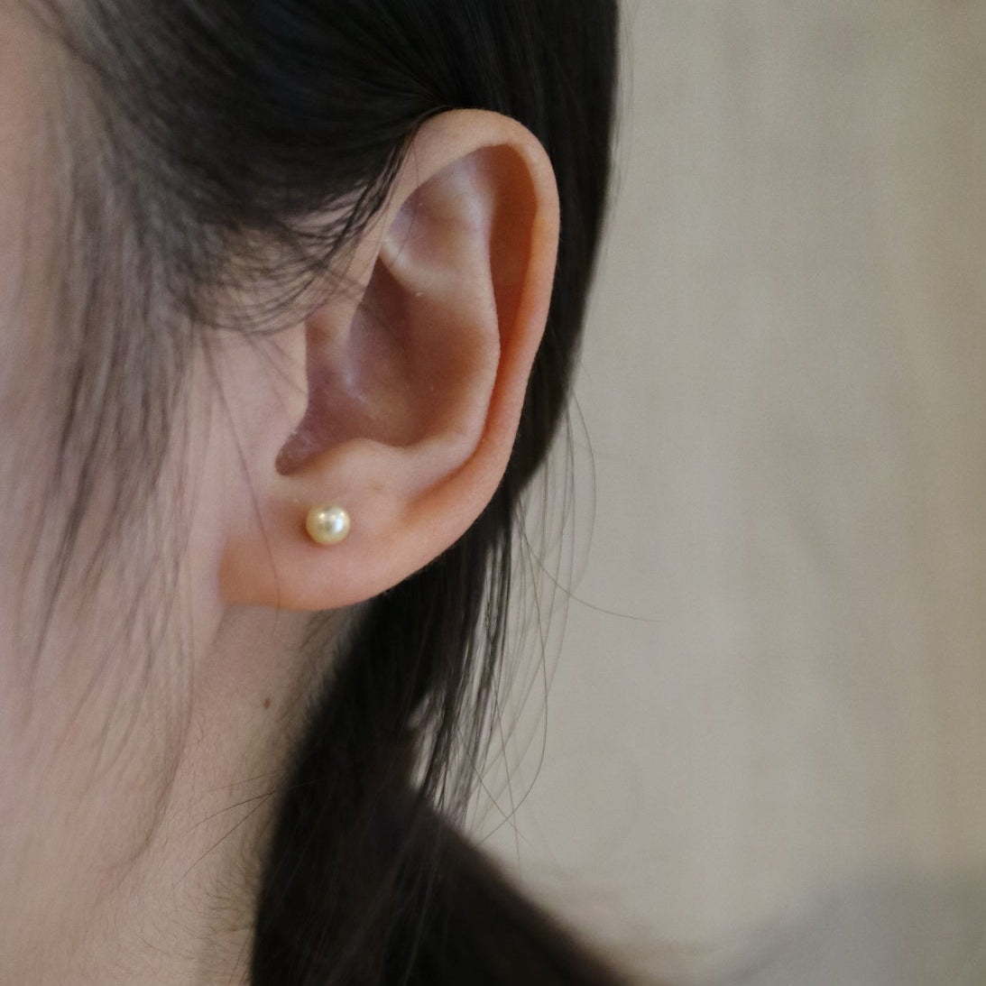 Rare Size 4.0mm Cream Golden Akoya Pearl Stud Earrings 18K Yellow Gold