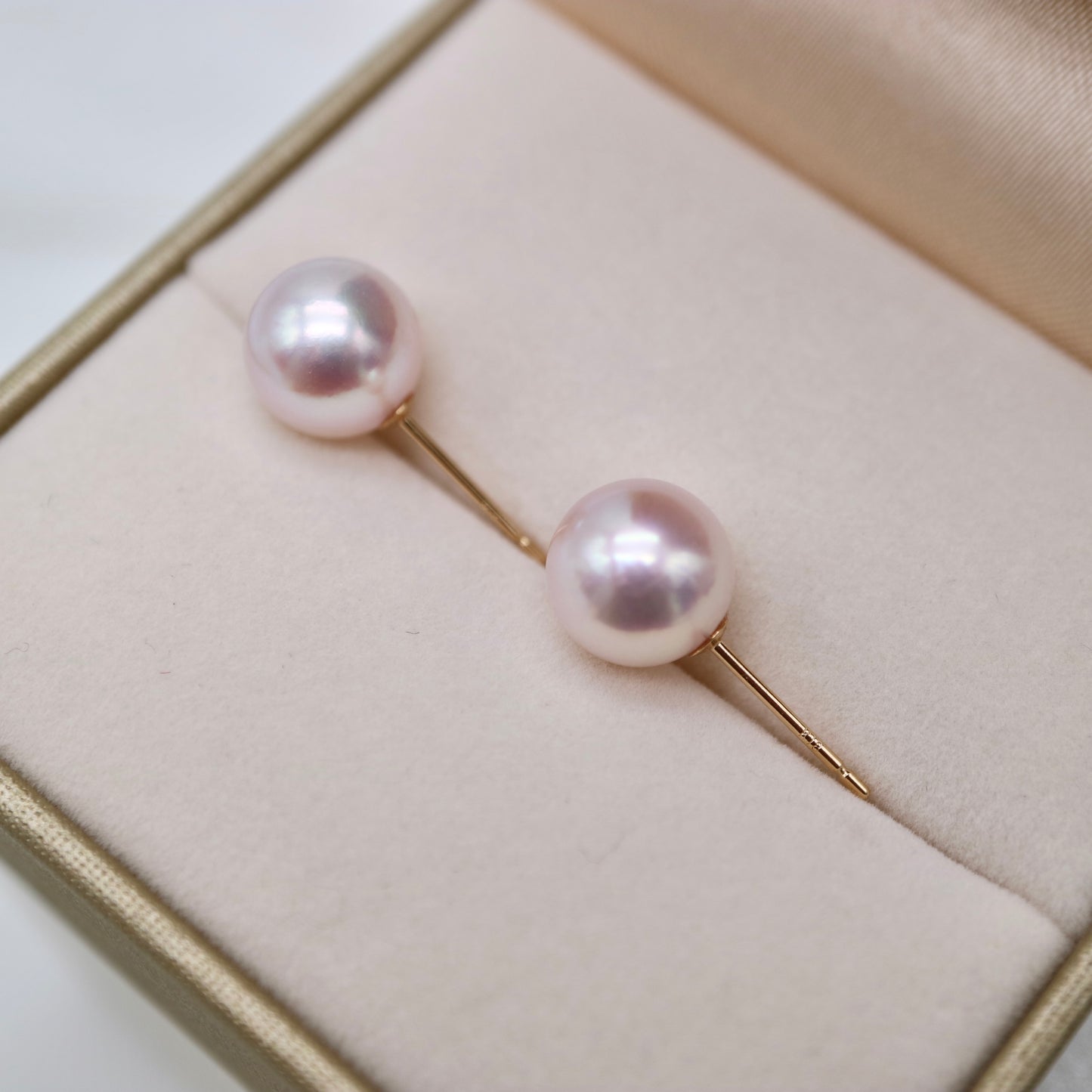 Pierced/Clip-On Type | Sakura Pink 8.5mm Akoya Pearl Stud Earrings K18YG SV